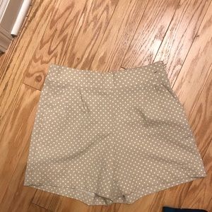 NY&C beige polka dot high waisted shorts